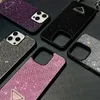 キラキラした電話ケースデザイナーiPhoneケースチェーンiPhone 15 Pro Max 14 Pro 13 CASE CLEAR GLITTER RAINTH STONE CASE BLING SHINEY CROSSBODY SHOLEDD STRAPカバー