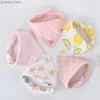 Bibs Burp Tissu 5 pièces / Lot Baby Bibs Triangular Double Cotton Bibs Cartoon Imprimé serviettes Salive Bébé garçons et filles Nourrissant les tabliers Cotton Bandana Bibs Y240412