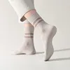 Chaussettes pour hommes de haute qualité de haute qualité emballé indépendamment