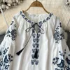 Bohemian Blusa Feminina o Вышивка шеи на свободный Camisas de Mujer Этнический стиль Spring Laceup Blouse Women Retro Drop 240412
