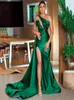 Vestidos de noite de sereia da Africa de Verngo Sexy One ombro Cetim Longo PROM Vestidos de baile ASO ebi SLIT ASO EBI MULHERM FORMAL CELEBRI6990719