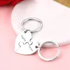 Anillos Customizados de corazón grabado pareja de llavero conjunto personalizado letra personalizada cadena de llave de acero inoxidable nombre grabado llave