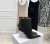 Амина Муадди Сезон модных туфлей италия Giorgia Angle Boots Cubic Plexi Heels Черная подлинная кожа XUG6820090