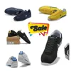 Designer skor sneakers casual skor kvinnor män springskor 36-44 svart vit gul gratis frakt gai