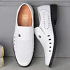 Sapatos casuais 2024 Spring Summer Men Brogues Brogues Genuine Mens Brand Brand Male calçado preto KA4499