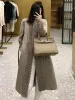 2023 Nouvelle veste de fourrure de vêtements d'extérieur à la mode européenne et américaine pour les femmes Hiver Cashmere Natural Mink Fur Collar Plackeet