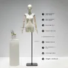 Koreaanse stijl platte schouder rechtshoek schouder vrouwelijke mannequins kledingwinkel model rekwisieten raam mannequin body display stand