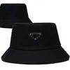 Baquet Hat Designer Hat Beaut Couleur Couleur classique Modèle de pêcheur du chapeau de pêcheur