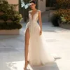 Sexig blommig spets applikation strand bröllopsklänning boho sida hög slits brud klänning ärmlös vestidos de novia plus storlek