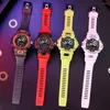 손목 시계 Smael Sport Watch 남성용 LED 경보 알람 디지털 시계 이중 시간 디스플레이 자동 날짜 백라이트 청소년 쿼츠 남성