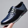 Casual Shoes Men's Leather Formal Party Business Bind Bekväm sport 2024 Kampanj