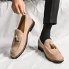 Casual Shoes Włoska marka Cowhide zamsz w skórce skóra wysokiej jakości męskie mokasyny w stylu brytyjski Flat