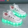 Sneakers Dzieci modne buty LED dla dziewcząt USB ładowanie sportu na świeżym powietrzu chłopcy Lumoinous 2023 świecący Q240412