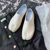 Casual Shoes Designer Women Shoe23Summer Personalized Split Toe Shoe Silver Horseshoe Fashion Flat Loafer Brand Lazy