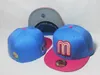 Gemonteerde hoed snapbacks maat hoed basketbal hoed Alle teamlogo-logo heren en dames buiten sport geborduurde katoenen platte schoenen gesloten elastische zonneba hoed gemengde bestelgroottes 7-8 m2