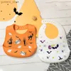 Bibs Burp Cloths детские водонепроницаемые нагрудники детские кормления милый мультипликационный динозавр детский хэллоуин нагрудничный мальчик Регулируемый мягкий силиконовый биб Y240412