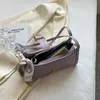Kvällspåsar Simple Shoulder BSG för kvinnor med Silk Scarf Stone Mönster Läder Underarm Bag Fashion Handväskor och plånböcker