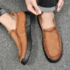 Sıradan Ayakkabılar Altın Fidan Klasikler Loafers Man Geri Deri Deri Erkekler Boş Zaman Daireleri Açık Mekan Treking Ayakkabı Retro Moccasins