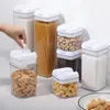 Lagerflaschen 7pcs Lebensmittel Küche Organisation Konservierungsboxen Behälter Plastikgläser für Gewürze versiegelte Organisatoren Raum nützlich