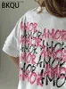 Dames T-shirt BKQU Letter Print Oversized T-shirt Aesthetische Y2K gescheurde kleding vrouwen korte slve mode contrast gaten losse t strtwear t240412