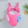 Één-stuks 18m-6t Childrens Girls Swimsuit Cartoon Seahorse/Swan Print Mouwless Backless Ruffle Swimsuit Summer Beach Beachwear Swimsuit Y240412