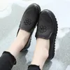Casual Shoes 2024 Spring And Autumn Women's Fashion Leather Patent Flower Round Toe Flat