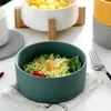 Bols nord de l'Europe salade nouilles instantanées soupe bol fruit desert céramique table vaisse cuisine simple maison quotidien