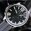 クラシックスタイルの男性腕時計45mmブラックダイヤン日本クォーツクロノグラフ洗練されたスチールケースプレミアムラバーストラップ高品質8111-195S