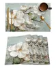 Idyllic White Flowers Vintage Background Table Runner Cozinha Tabela de jantar Decoração Toleta de casamento Decoração de férias de férias Mesa Runner