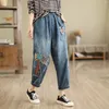 Jeans pour femmes Aricaca Femmes de haute qualité M-XL Retro Patch brodés imprimés en vrac déchiré