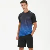 Set Mens Heterochromat T Shirt Sports Suit Gym Snabbt Dry Casual Running Set Summer Short Sleeve 2 Piece Compression Tracksuits