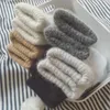 2024 chapéus lenços define cinco dedos luvas cinco dedos luvas mulheres inverno mantêm -se quente e elasticidade sólida de caxemira imitação de luva -mittens, madões de pêlo de pêlo
