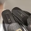 Stro raffia ontwerp echt leeropligingen slippers metaal vlecht afgeronde teen schapenvacht voering ontwerper Italië dames muilezel schoenen zwarte kaki maten 35-40