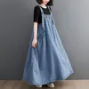 Printemps d'été Femmes Denim Suspender Long jupe lâche décontractée punk vintage Style Cargo Femelle grande robe swing Z691 240412