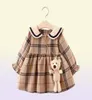 2020 Fall Newborn Baby Girl Dress Clothes Toddler Girls Princess Plaid Birthday Dresses For Spädbarn Babykläder 02Y Vestidos279Q71066093