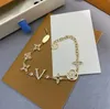 Advanced Bracelet Versatile High Beauty High Sense Fashionable and Trendy Couple Bracelet Luxury Designer Ladies Bracelet Gold Silver Fashion Letter Pendant