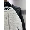 Vestes masculines Automne / niche d'hiver Design Trendy Brand Lamb Wool Baseball Veste avec veste de coton Embellissements de broderie de positionnement