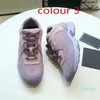 Chaussures décontractées Femmes Designer Chaussures Travel Cuir Man Lace-Up Fashion Lady Flat Running Lentres LETTERS FEMME PLATSORES FEMMES Men de gymnase Sneakers taille 35-42-45