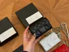 Womens Purse Flap Designer Väskor Caviar/Lambskin Chain Wallet Passport Coin Card Holders Bag Card Holder Bust midje Designers Kvinna Crossbody Bags Ladies Handbag