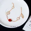 أساور المصمم الراقية لـ Vancleff Five Flower Ladybug Bracelet Womens High Version Clover Beetle Bracelet Plated 18K Rose Gold Bracelet Original 1to1