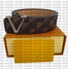 Designer V Belt Fashion Buckle Couiner Largeur de ceinture de 3,8 cm 15 STYLE DÉRESSION DE HAUTE QUALLE MENSEUSE ET FEMELLE AVEC BOX AAAAA