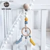 Mobiler# Lets Making Childrens Toys Mobile On the Bed Musical Crib 1pc Feather Bell Silicone Rattle New Born Trolley Chain Ring Baby Toys Y240412Y240417SKP2