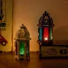 Świece uchwyt na Maroko z wiszącym pierścieniem puste zabytkowe żelaza sztuka retro zamek Candlelight Stand Lampa wiatrowa Latarna Tealight