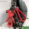 Nyckelringar söta lyxiga strassväskor Keychain Small Bear Car Keychain Women Bag Tillbehör Par Key Chain Charm Holder 240412