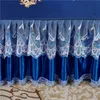 豪華な寝具の古典的なレースエッジベッドスカートスカートヨーロッパスタイルの家庭用アイスシルクベッドスプレッドアンドピローケースホームデコレーション