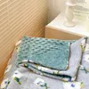 Blankets Retro Wool Blended Blanket Elegant Daisy Embroidery Comfor Office Nap Home Sofa Cover Velvet Portable Bedding