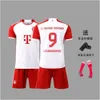 Jersey de futebol 2324 Bayern de Munique Home and Away 25, Muller Tamanho 10, SA Summer Summer Short Training Suit Set