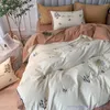 Sängkläder sätter bomull 4st 1,8 m säng hem textil nordisk stil enkel 60brushed ren höst vinter förtjockad värme mjuk täcke täcke