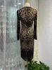 100% jedwabnej sukienki z drukowaniem lampartu jesień kobiety o długim rękawie talia Sliming High Street Midi vestidos