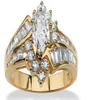 Vendre des anneaux de doigt femelles plaquées Goldsilver couleur géométrique irrégulière de forme carrée zircone femmes ringards cadeaux 6095382